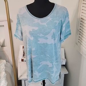 🌟5/$20 Free People Camo Blue Green Tee